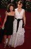 Nom du fichier : EmmyAwards_025.jpg
Poids du fichier : 51Ko
Dimensions : 382x600
Ajouté le : 9 Sep 2007 EmmyAwards_025.jpg